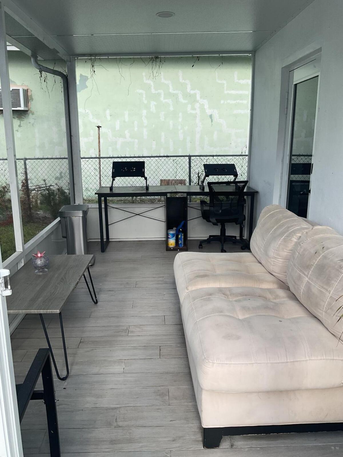Tiny In Near Wynwood Fast Wifi